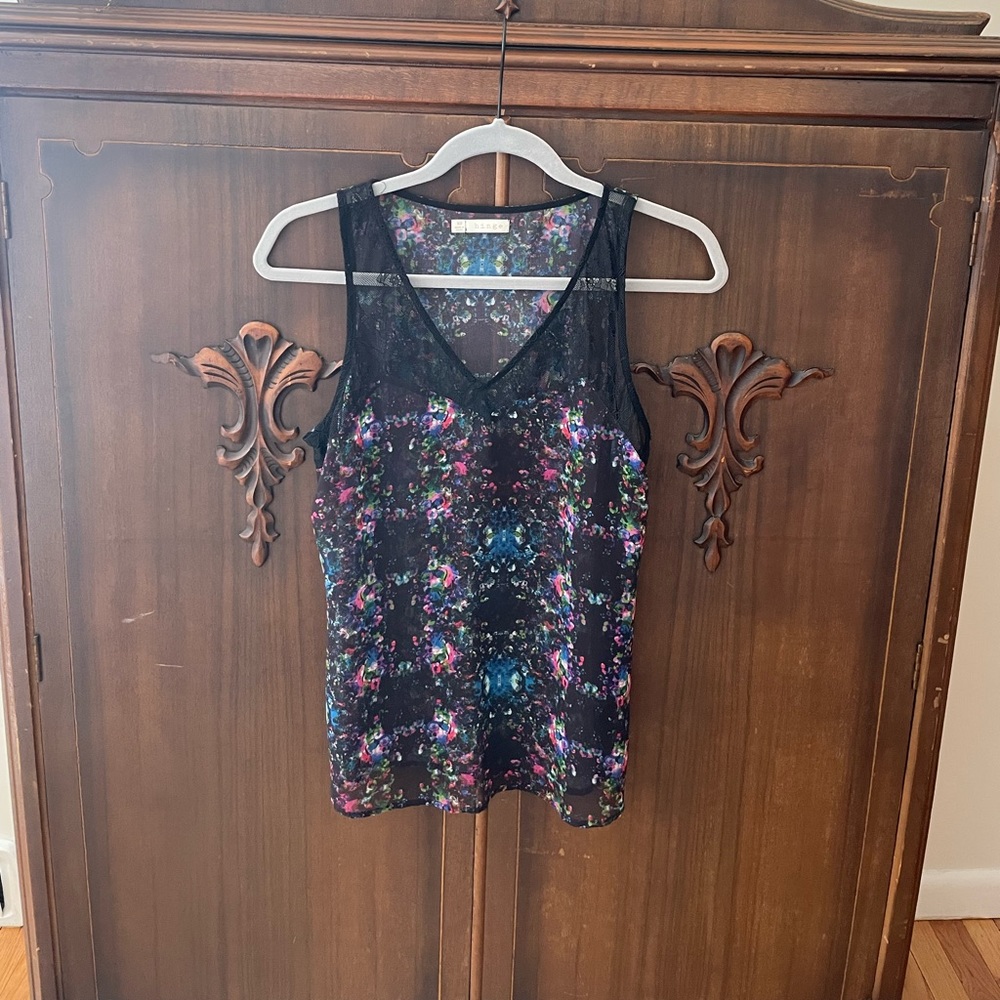 Cute, EUC, Hinge see through tank.